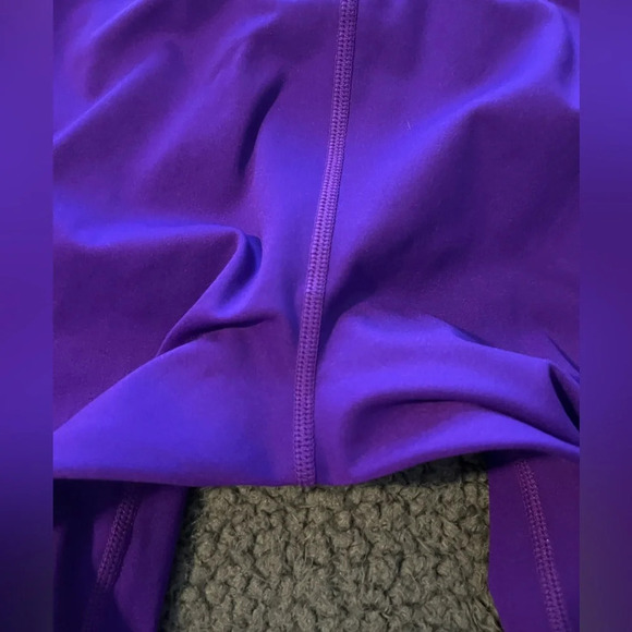 Fabletics Motion 365 leggings - Picture 9 of 16